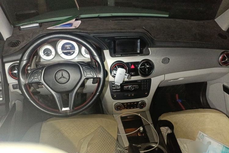 Used Mercedes-Benz GLK-Class 2013 GLK 300 4MATIC Dynamic Sunroof Model