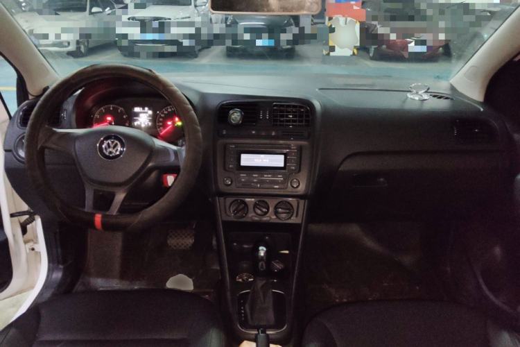 Used Volkswagen Polo 2018 1.5L Automatic Advanced Driving Model Center Console