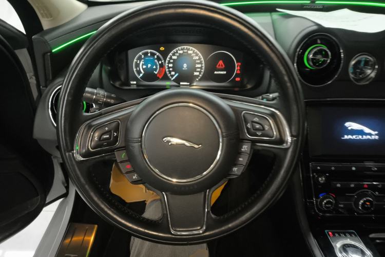 Used Jaguar XJ 2016 XJL 3.0 SC Two-Wheel-Drive Elegant Business Edition