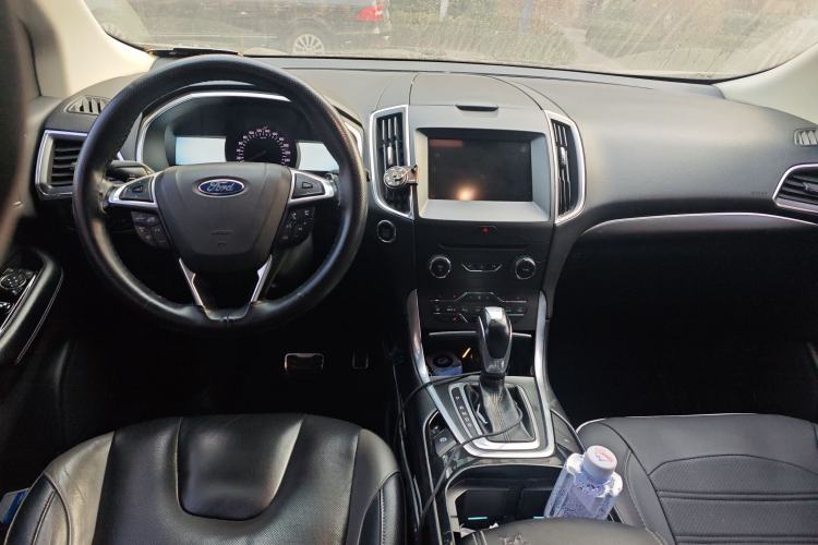 Used Ford Edge 2018 EcoBoost 245 Two-Wheel-Drive Titanium 7-Seater China V Standard
