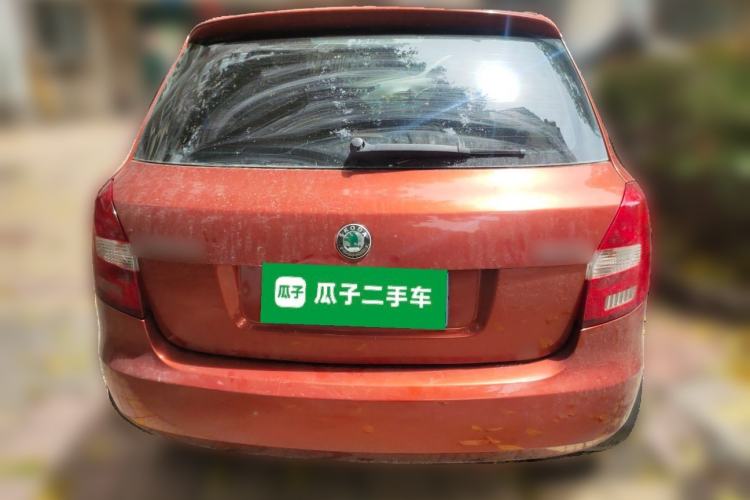 Used Skoda Fabia 2011 1.4L Manual Crystal Edition
