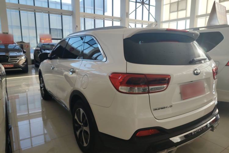 Used Kia Sorento 2015 Sorento L 2.4L Gasoline 4WD Elite Edition 7 Seats China IV Standard
