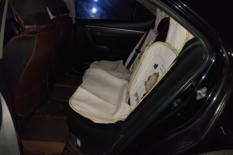 Used Toyota Levin 2017 Revised Dual-Engine 1.8H GS E-CVT Elite Sunroof Version China V Standard
