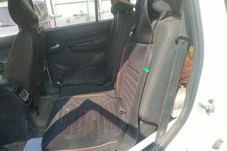 Used SWM X3 2021 1.5L Manual Comfort Version 7 Seats Left Rear Seat