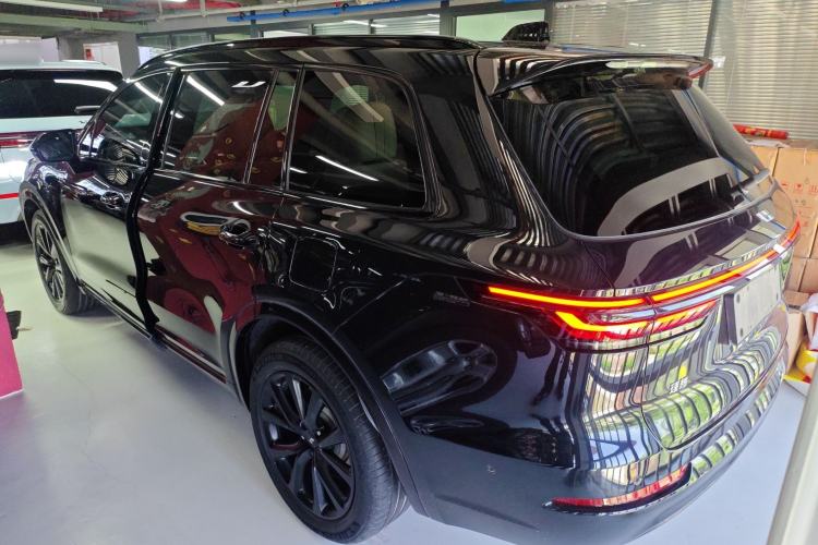 Used Li Auto ONE 2021 Extended-Range 6-Seater Version Exterior 2