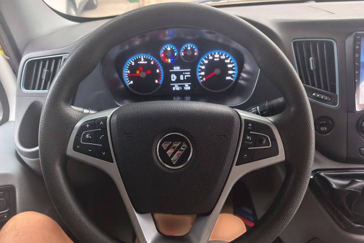 Used Foton Toano 2022 2.0T Manual Urban Edition Short Wheelbase Mid-Height Design Rear Single Tire 5/6/9-Seater Configuration 4F20TC3