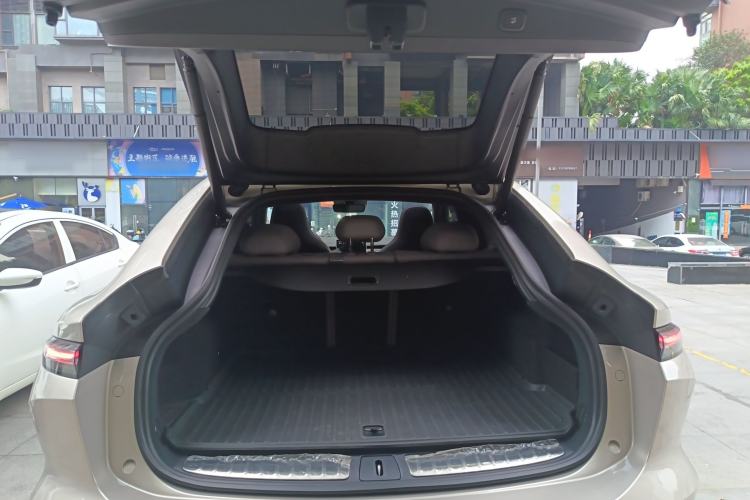 Used Nio EC6 2024 75 kWh