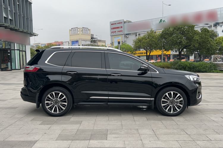 Used Ford Edge 2021 PLUS EcoBoost 245 Two-Wheel-Drive Titanium 7-Seater