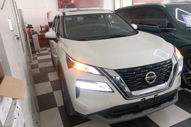 Used Nissan X-Trail 2021 VC-Turbo 300 CVT 2WD Luxury Edition Front Right 45 Deg