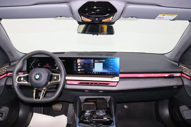 Used BMW 5 Series 2024 530Li Luxury Edition M Sport Package