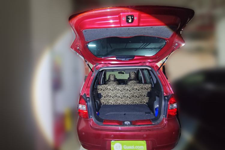 Used Nissan Livina 2010 Jingyue Edition 1.6L Manual All-Around Model