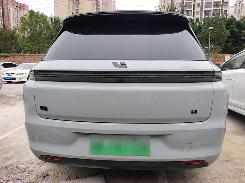 Used Li Auto L8 2023 Air model — 5