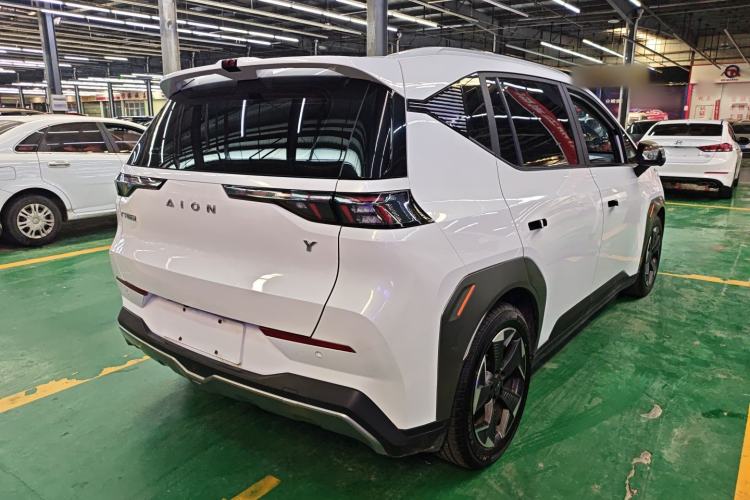 Used AION Y 2021 70 Intelligent Dynamic Edition Rear Right 45 Deg