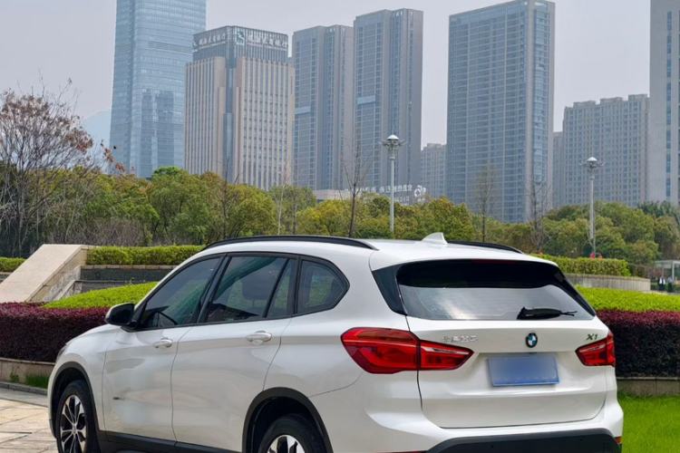 Used BMW X1 2016 sDrive18Li Premium Edition
