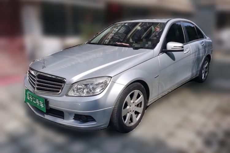Used Mercedes-Benz C-Class 2010 C 180K Classic model