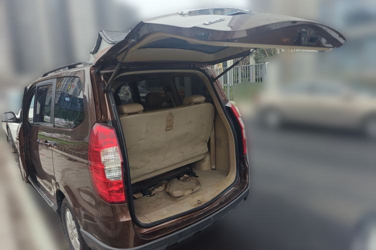 Used Wuling Hongguang 2014 1.2L S Comfort Model China IV
