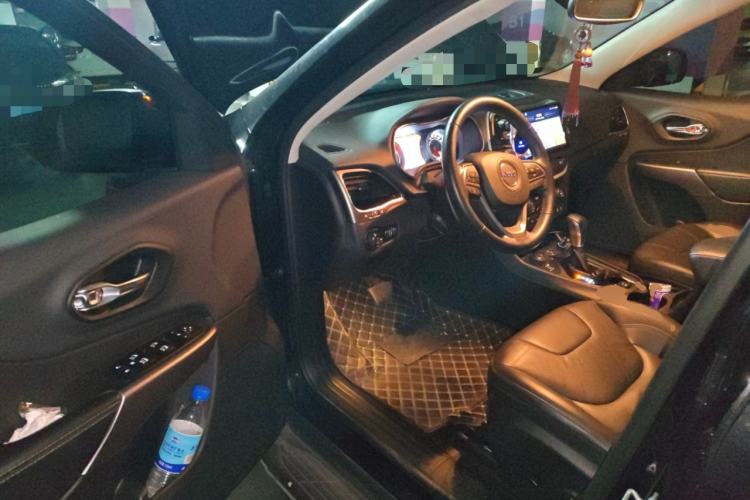 Used Jeep Cherokee 2020 2.0T Four-Wheel Drive Elite Edition