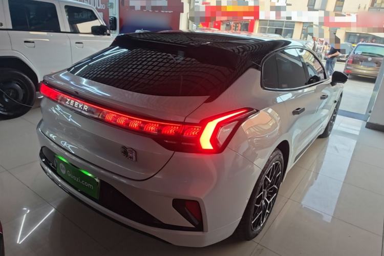 Used Zeekr 001 2025 WE Edition 100 kWh Rear-Wheel Drive