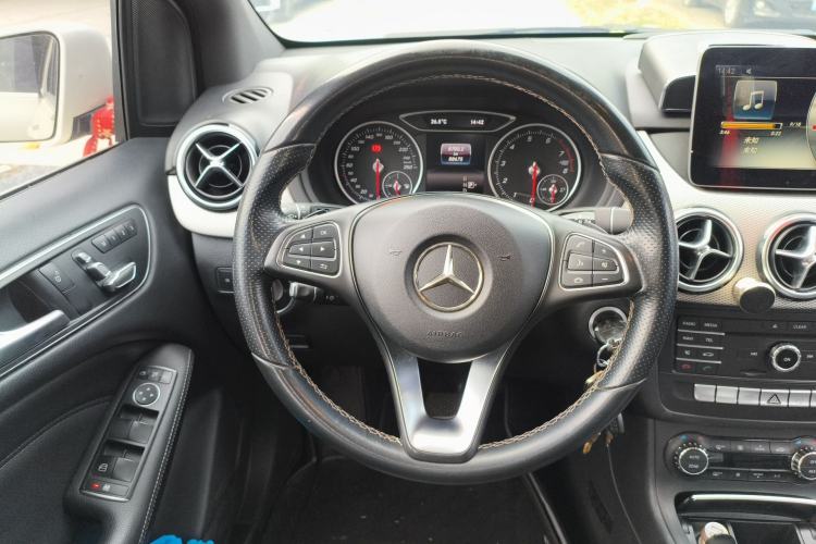 Used Mercedes-Benz B-Class 2017 B 200 Fashion Model