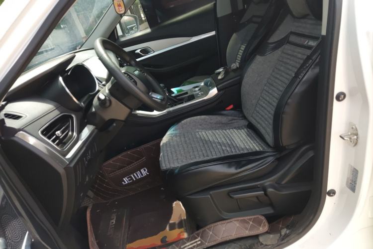 Used JETOUR X70 2020 1.5T DCT Comfort Edition 5-seater