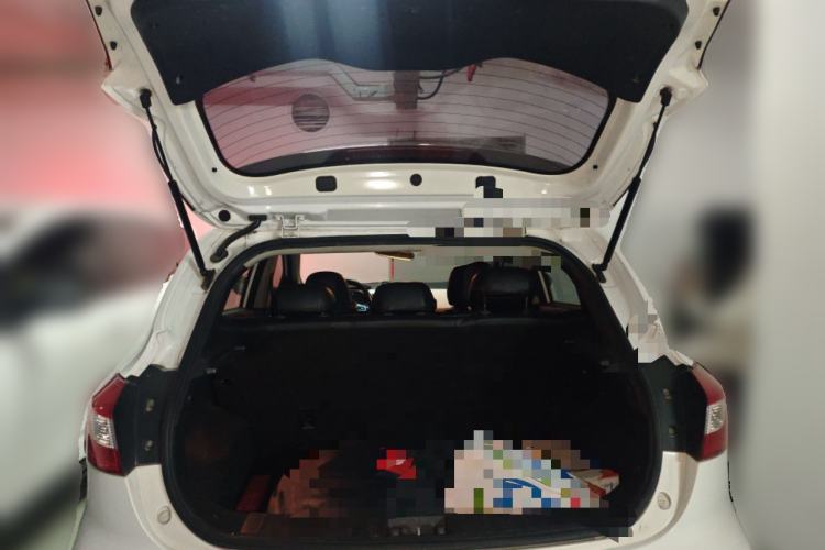 Used JAC Group Refine S2 2016 1.5L CVT Luxury Smart Version Two-Tone Edition
