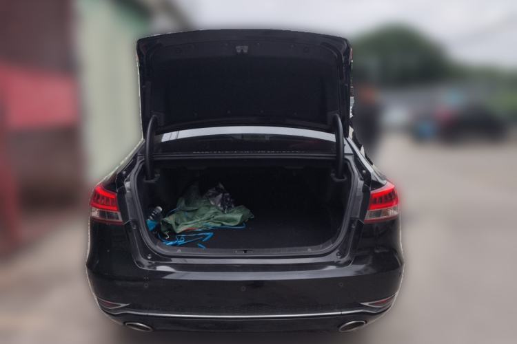 Used Zotye Z700 2016 1.8T DCT Elegant Version
