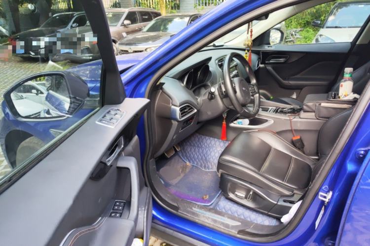 Used Jaguar F-PACE 2019 2.0T Four-Wheel Drive Urban Luxury Edition Driver Seat