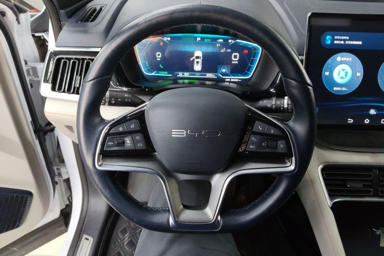 Used BYD Song PLUS New Energy 2023 Champion Edition EV 605KM Flagship PLUS