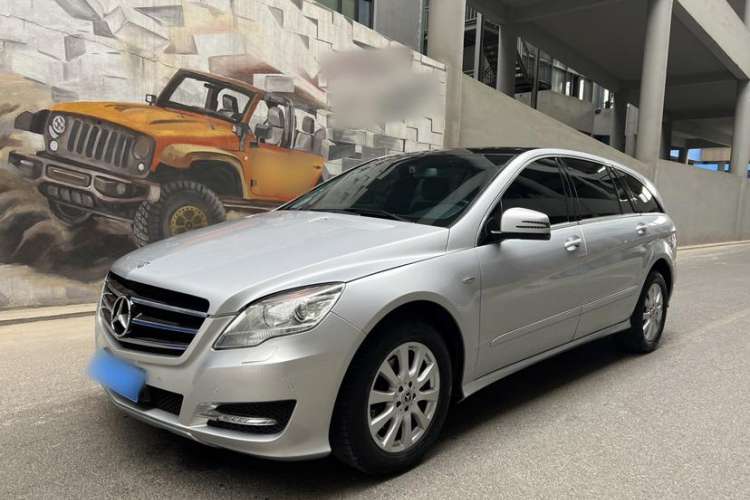 Used Mercedes-Benz R-Class 2017 R 320 4MATIC Business Edition Prestige Model