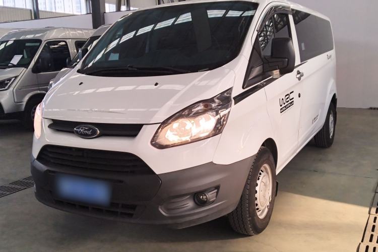 Used Ford Transit 2020 2.0T Diesel Multi-Function Commercial Vehicle Mid-Chassis Low-Roof Design with Dual Rear Doors Meeting China VI Emission Standards