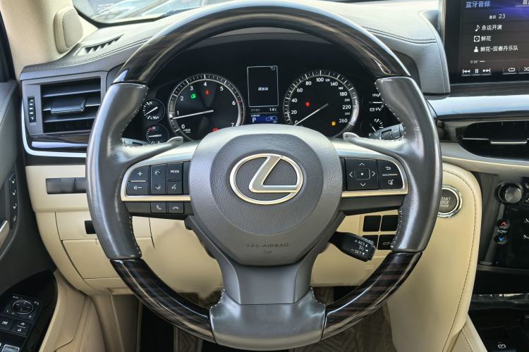 Used Lexus LX 2017 570 Dynamic Luxury Edition
