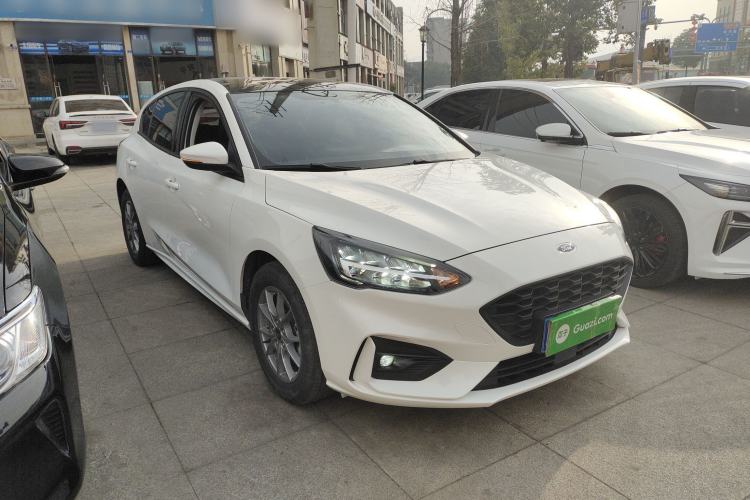 Used Ford Focus 2021 Hatchback EcoBoost 180 Automatic Titanium Edition
