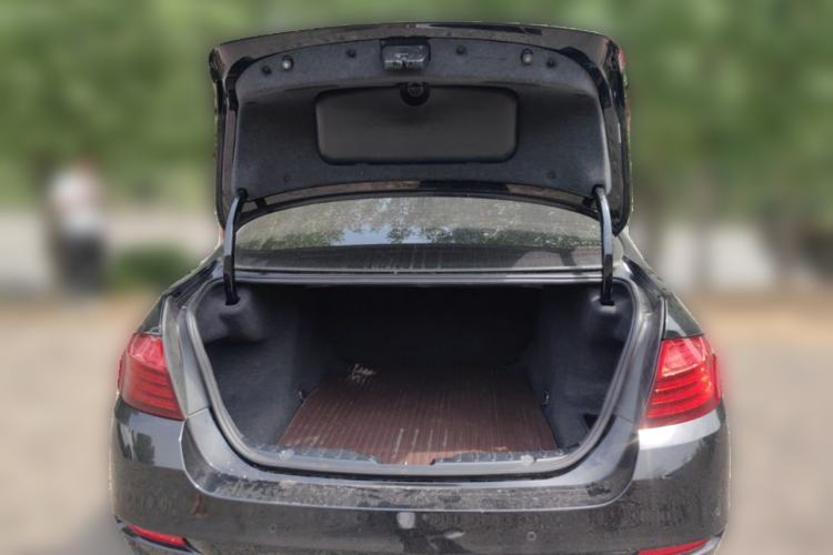 Used BMW 5 Series 2015 520i Elegant Edition