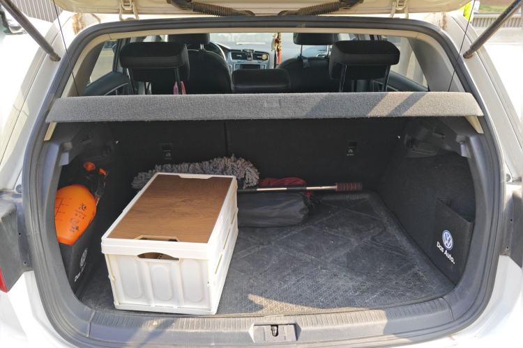 Used Volkswagen Golf 2014 1.4TSI Automatic Luxury Model
