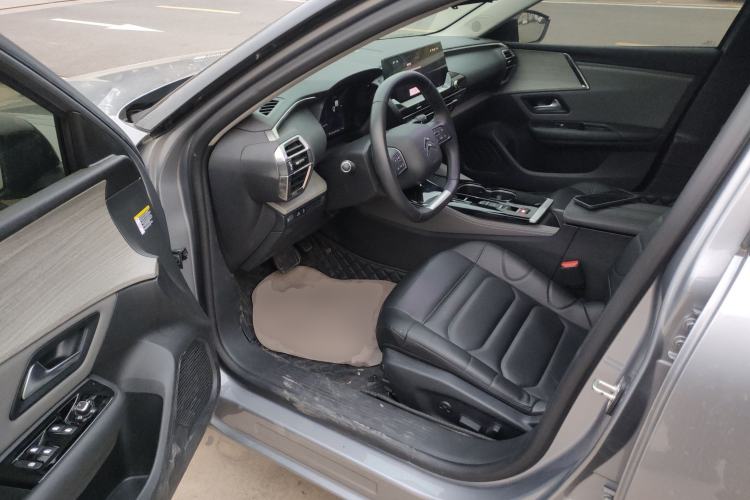 Used Citroen C5 X 2023 1.6T Extraordinary Power Driver Seat