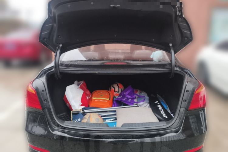 Used Hyundai Mistra 2014 1.8L Automatic Smart GLS
