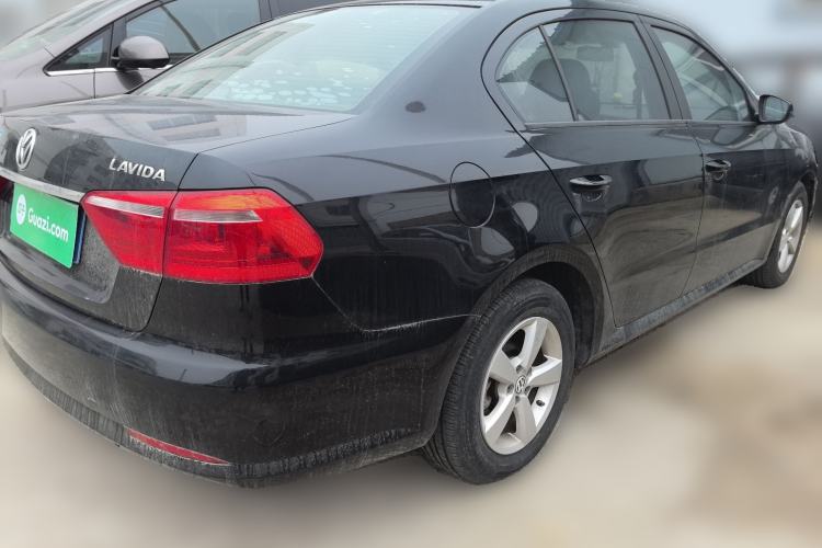 Used Volkswagen Lavida 2013 Revised Classic 1.6L Automatic Fashion Edition