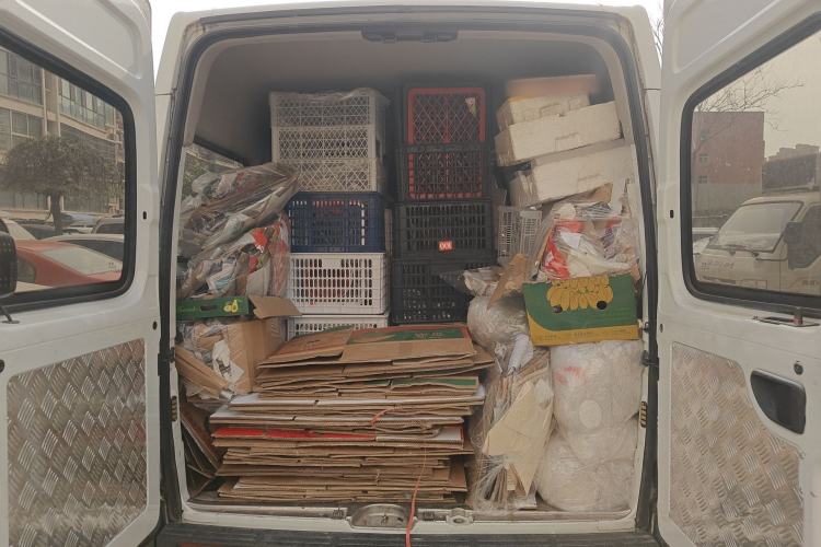 Used SAIC MAXUS Xintu V80 2019 2.5T Classic Version 6-Speed Manual – Aoyuntong Modified Long Wheelbase Mid-Height 7-Seater