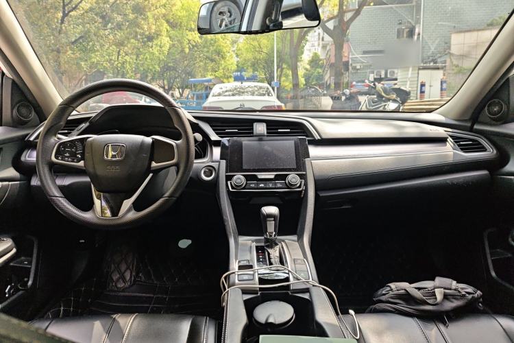 Used Honda Civic 2016 220TURBO CVT Luxury Edition