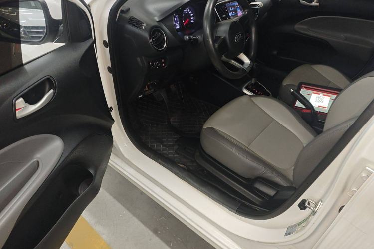 Used Kia Pegas 2017 1.4L Automatic Value Edition Driver Seat