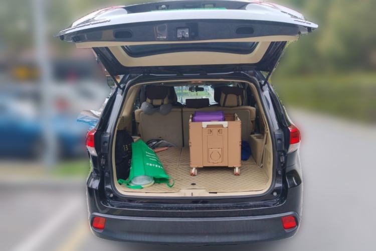 Used Toyota Highlander 2018 2.0T Four-Wheel Drive Elite Edition 7 Seats China VI Standard Trunk