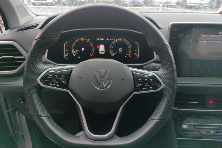 Used Volkswagen Tharu 2023 300TSI Two-Wheel-Drive Full Moon Edition