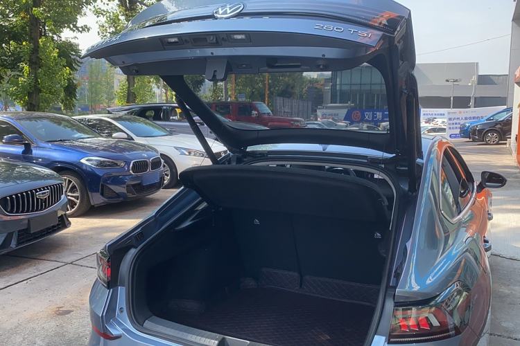 Used Volkswagen Lamando 2022 Lavida L 280TSI DSG Cool & Spicy Edition