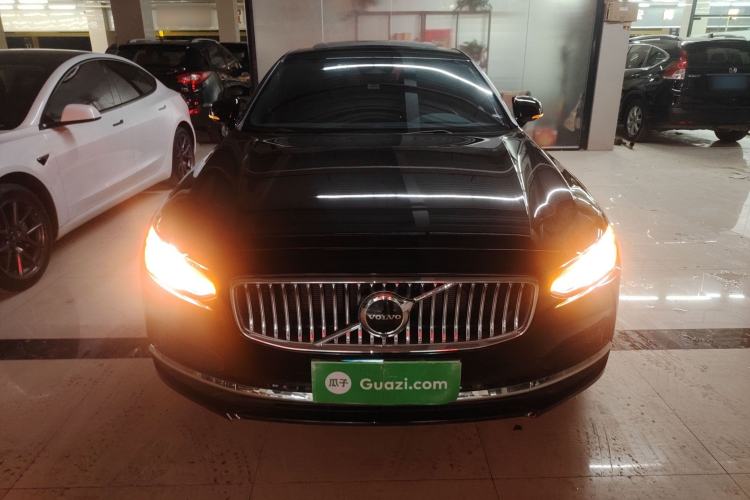Used Volvo S90 2024 B5 Zhiyuan Luxury Edition
