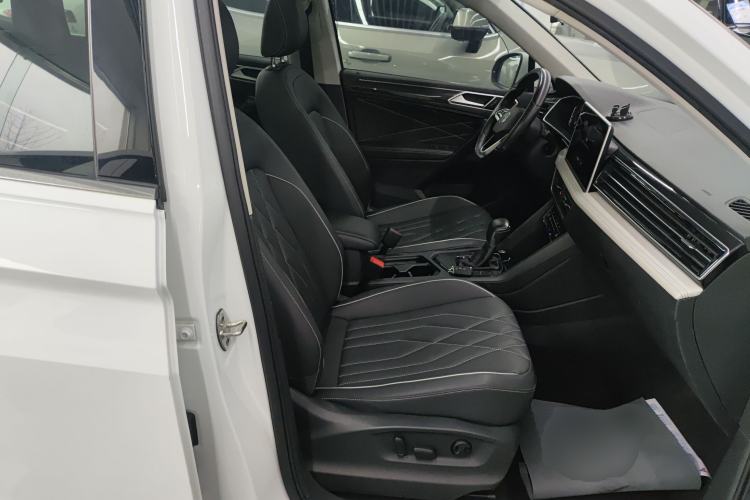 Used Volkswagen Tiguan L 2023 300TSI Automatic Two-Wheel Drive Smart Edition