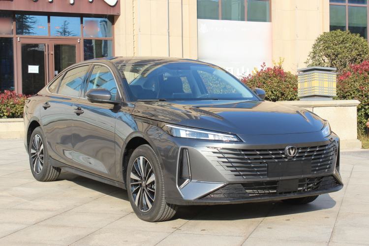 Used Changan Eado PHEV 2025 Smart New Blue Whale 145KM Battleship Edition
