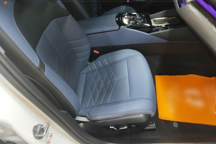 Used BMW i5 2024 eDrive 35L Luxury Model with M Sport Package
