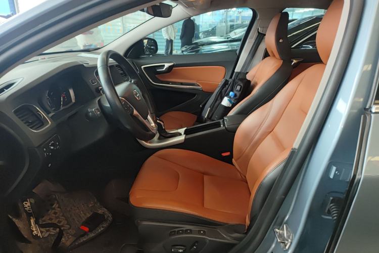 Used Volvo S60 2018 S60L T4 Smart & Ambitious Edition