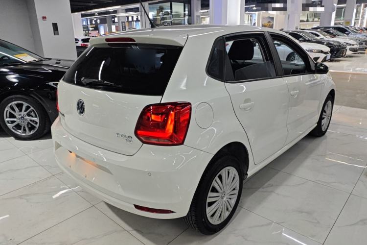 Used Volkswagen Polo 2016 1.6L Automatic Comfort Model Rear Right 45 Deg