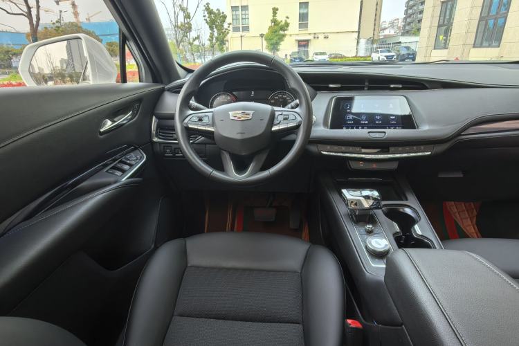 Used Cadillac XT4 2022 28T Two-Wheel Drive Fashion Edition Interior 7